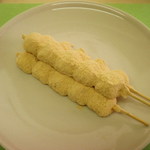Dango Chaya Rakuu - きな粉団子　1本50円　栄養価の高い丸大豆きな粉がたっぷり
