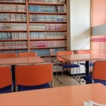 ベントマン - 漫画に週刊誌もあるので、ご飯食べて少し休めます。