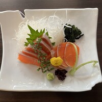 信州サーモンのお刺身