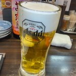 串焼 のんき - まずは生ビール中で乾杯 (アサヒスーパードライ) ¥605