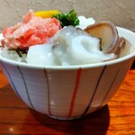 Yaki Miso Ramen Yadoya - スポット限定飯 600円、この日の限定飯は北海道産「活水ダコ」と「本マグロカマトロ」になります