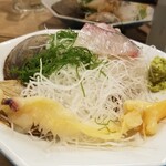 出羽鮨 - 青柳くん、貝柱付き。