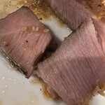 青いイタリアン - ほんのりピンクの見事な焼き加減