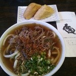 かめやうどん店 - 肉うどん  いなり寿司