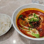 Mara Daigaku - 担々麺と白ご飯