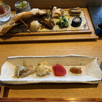 江之浦リトリート 凛門 - 漬物、梅干しなどの一般的なおかずも勿論あり