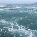 鳴門グランドホテル海月 - 渦潮観潮船から見た渦潮