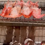 温石 - 炭火で炙られる赤座海老