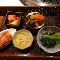 黒毛和牛焼肉 薩摩 牛の蔵 麻布十番店 - 