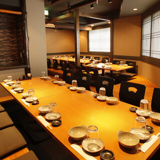 Large-scale banquets are also possible◎Private tatami reserved for up to 30 people