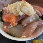 Umi - 鳴り石丼