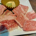 Amiyakitei - 国産牛盛り合わせ。これはどれも本当に質が高かった。いきなりステーキ、さようならです(´；ω；｀)