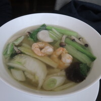 中国菜 老四川 飄香 銀座三越店 - 野菜と海鮮スープ麺