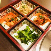 百済 - キムチとナムル盛り合わせ