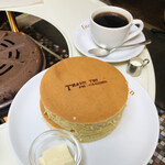 198043820 - ホットケーキ、コーヒー