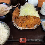 Tonkatsu Santa - ロースカツ定食(1,480円)とクリームコロッケバラ1個(330円)