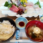 磯料理 みずるめ - 料理写真:このほかに香の物と小鉢が付きます