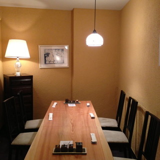 良平ルーム（元銀行の金庫室のお部屋）