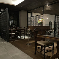 ray dining - 店内