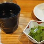 卓 - 付け出し、焼酎