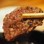 卓 - ミスジ鉄板焼きその５