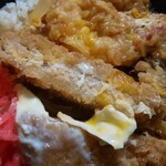 ほっともっと - えび天牛とじかつ丼のロースかつ(R2.3.1撮影)