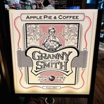 GRANNY SMITH APPLE PIE & COFFEE - ◎ おばあちゃんの味をコンセプトにしたアップルパイの専門店。