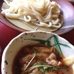 へんこつ 日立大みか店 - 肉汁うどん と炊き込みご飯