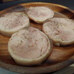 ビール工房 所沢 - 自家製とりハム495円