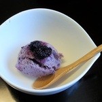 鮨　恵三 - 桑の実のアイス