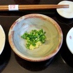 鮨　恵三 - 葱、ショウガとお塩