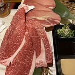 池袋 肉酒場也 - 