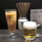 大衆ワイン酒場キッシュキッシュ - ◆生ビール（ハートランド：660円）、カシスオレンジ（660円）。このカシスオレンジ美味しいワ。