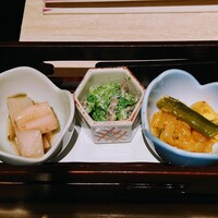 水たき料亭 博多華味鳥 ヒルトンプラザウエスト店 - 前菜3種