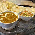 ティフィン・デ・ココ - 料理写真:ガーリックナンインドカレー～☆