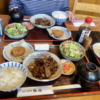 豚捨 KITTE丸の内店 - 