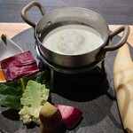 森羅 - 旬野菜（森羅オリジナルのバーニャカウダソース、ちょい足し味噌、地元菜園の野菜）