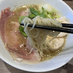 kurokuma食堂 - 全粒粉の細麺