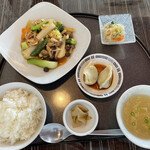 中国料理 竜苑 - 