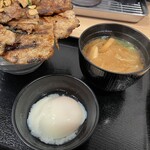炭火焼き豚丼専門店 豚小家 - 