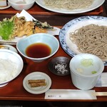 蕎麦切り　笑 - 牡蠣の天ぷらのセット（十割そば）　ランチタイムはご飯を付けてもらえます