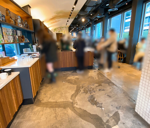 STARBUCKS COFFEE Shinjuku Sazanterasu Ten photo 5