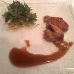 オー グー ドゥ ジュール - うずらの丸焼き？（取分け後）