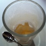 エクアトゥール - お口直し：グレープフルーツとウォッカ