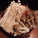 海鮮もんじゃ 片岡 - きのこもんじゃ　しめじとえのきがたっぷり入ったヘルシーなもんじゃ