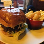 イーストヴィレッジ - 