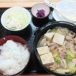 旭屋 - とり味噌鍋定食