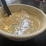 麺家 八兵衛 - スープは濃厚