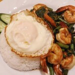 シャプラの2階 - ガパオグン