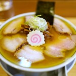 there is ramen - 料理写真:チャーシュー麺